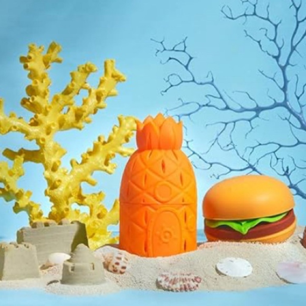 wet n wild Sponge Bob Squarepants Pineapple Makeup sponge holder